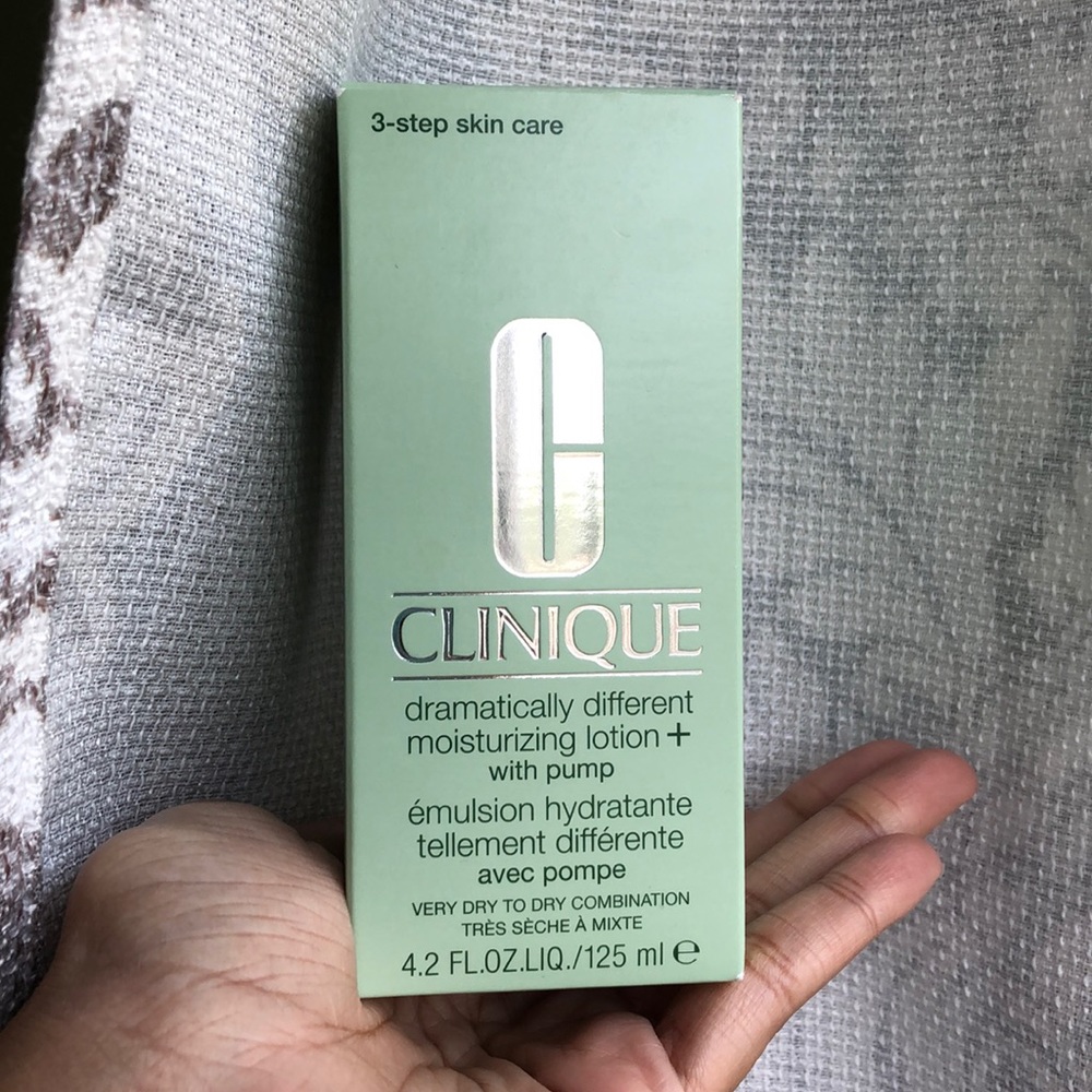 Clinique Dramatically Different Moisture Lotion